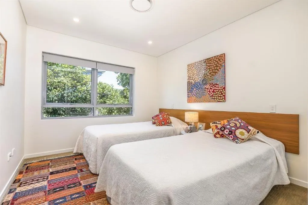 At Waves Penthouse Unit15 Apartment Point Lookout 0*,  Australia