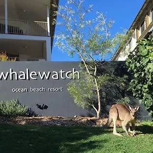 Whale Watch Ocean Aparthotel